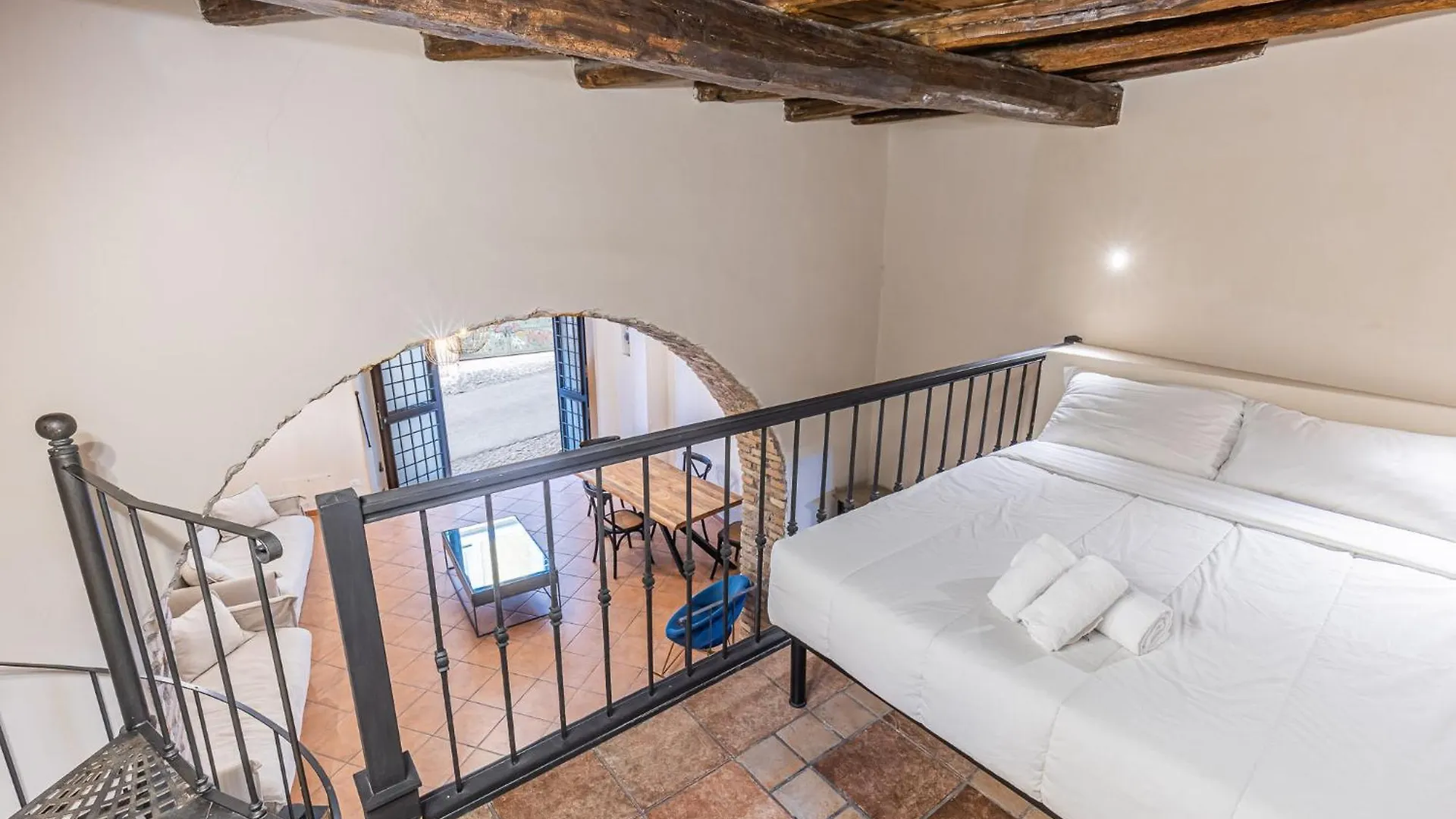 Holiday home Imperial Apartment Near Colosseum Rome Italy