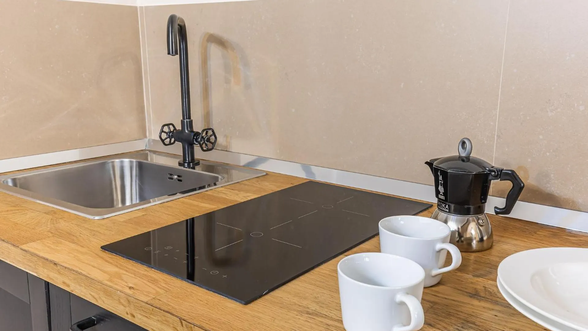 Imperial Apartment Near Colosseum Roma 0*,  Italia